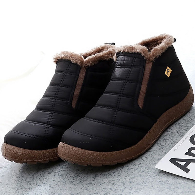 Men's boots Platform Slip on Warm Winter shoes men Antiskid waterproof Light Weight Velvet Soft snow boots for male 2019 New